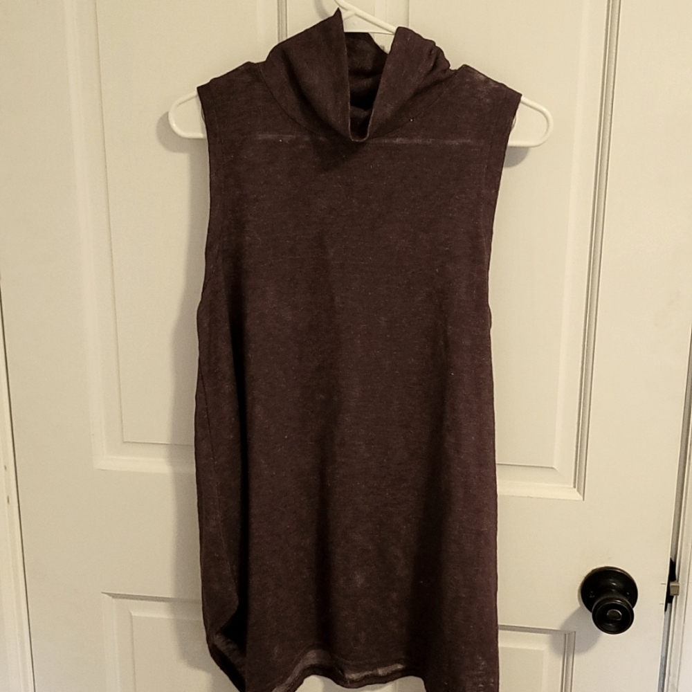 Ladies top size L